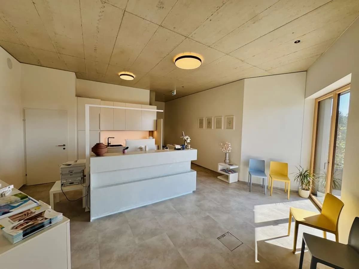 Gewerbeimmobilie mieten in Graz-Umgebung – 82 m², € 1.835