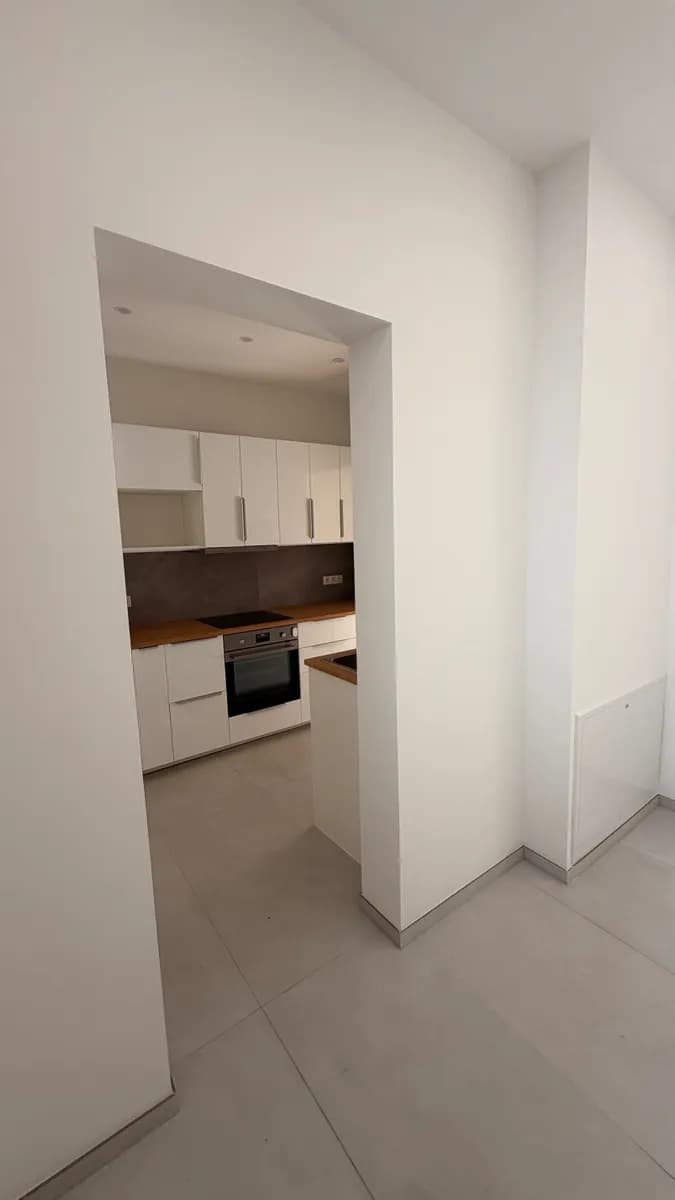 2-Zimmer-Wohnung mieten in Wien – 55 m², € 880 – Bild 3 von 32