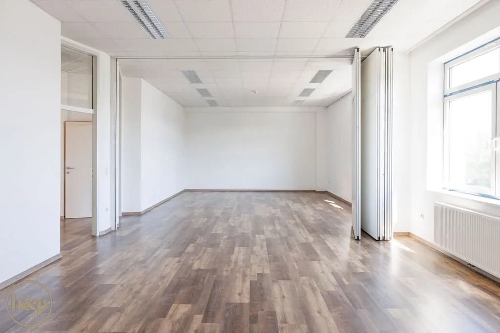 10-Zimmer-Gewerbeimmobilie mieten in Sankt Pölten – 403 m², € 5.468 – Bild 6 von 19