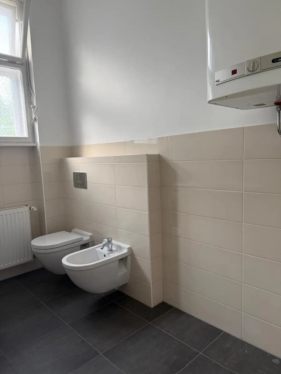 6-Zimmer-Wohnung mieten in Wien – 222 m², € 3.295 – Bild 12 von 14