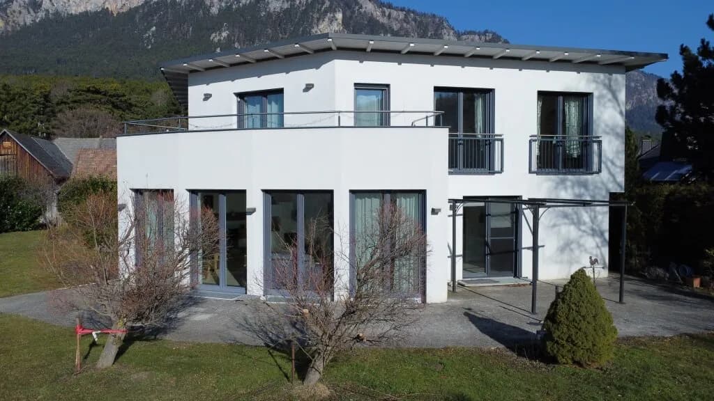7-Zimmer-Haus kaufen in Neunkirchen – 163 m², € 689.000 – Bild 2 von 40