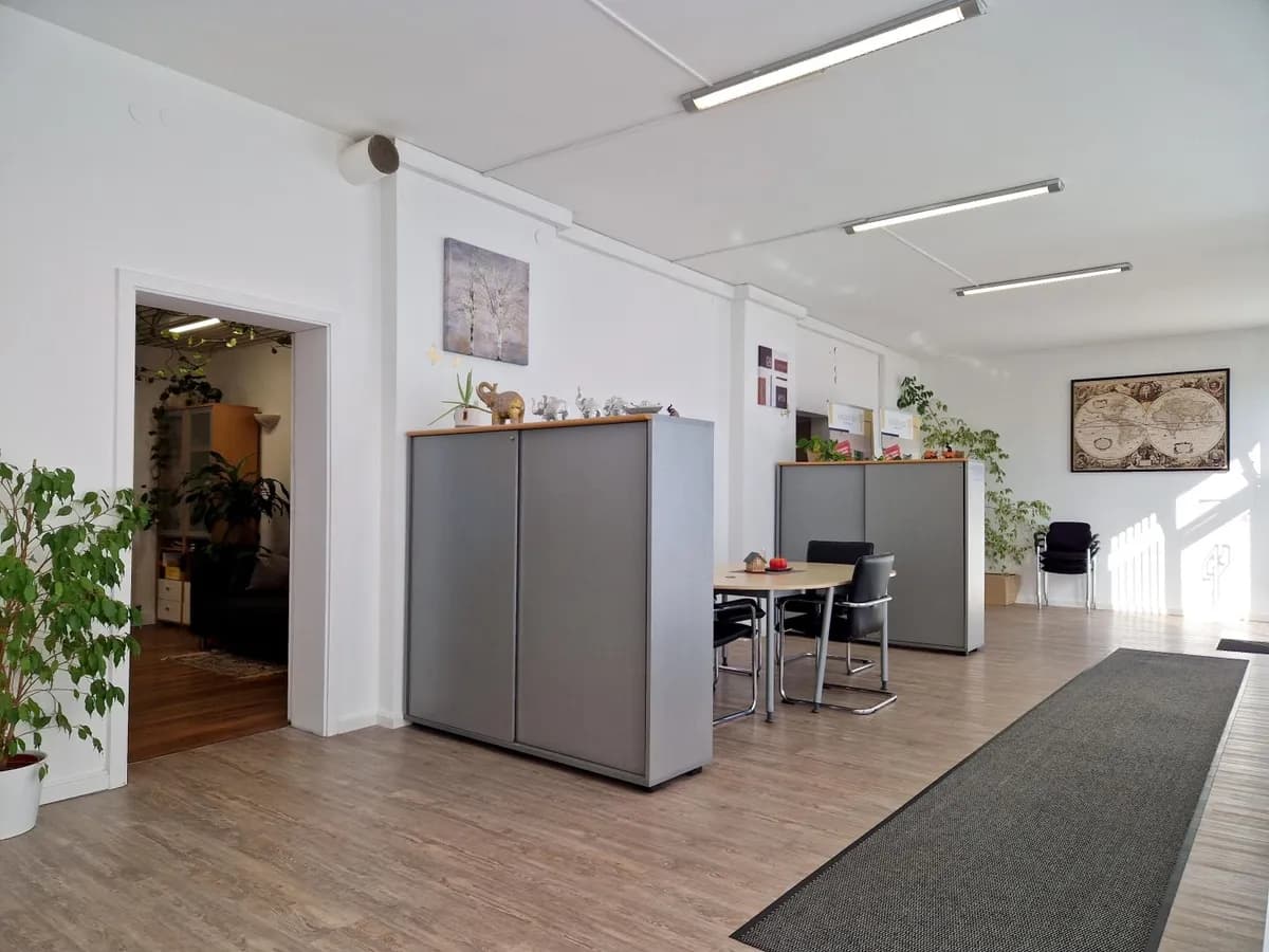 Gewerbeimmobilie mieten in Linz Land – 90 m², € 1.600 – Bild 3 von 10
