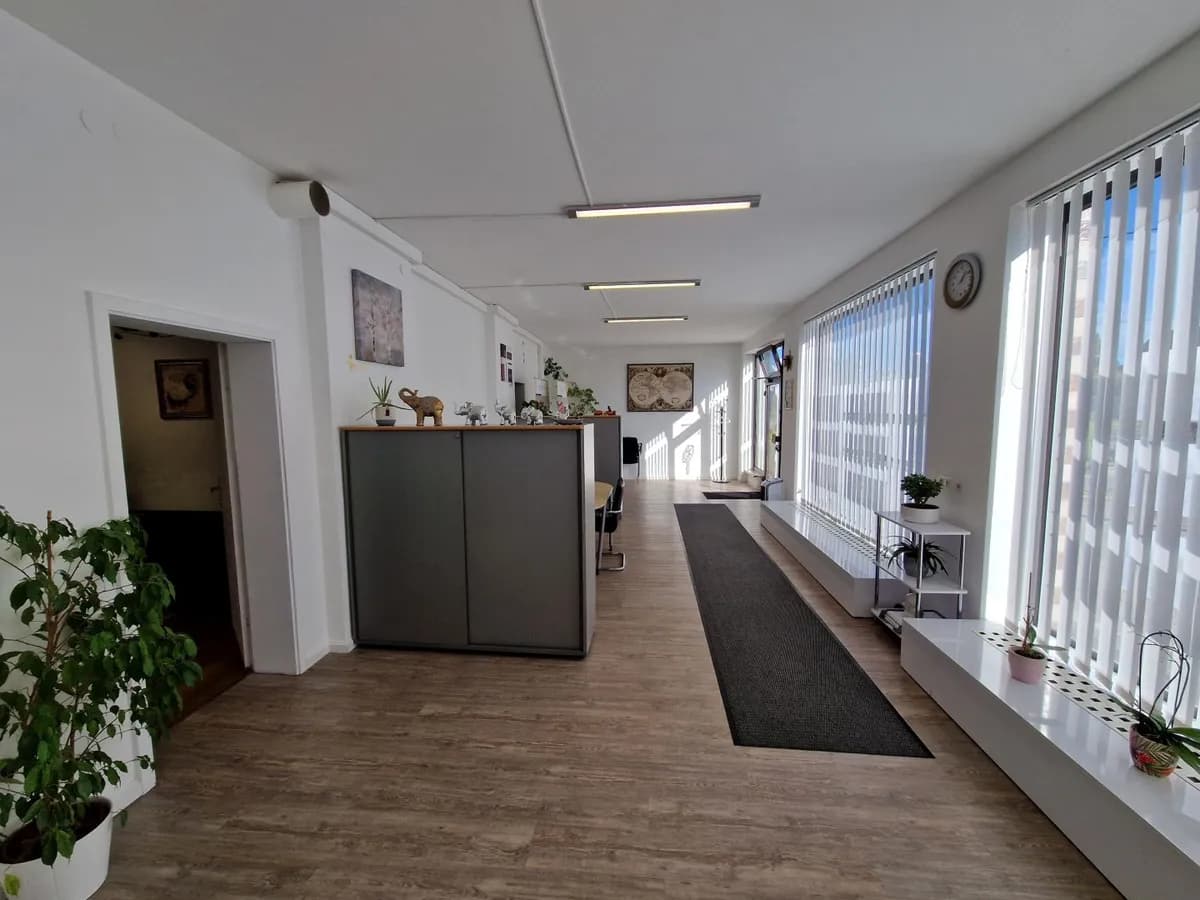 Gewerbeimmobilie mieten in Linz Land – 90 m², € 1.600 – Bild 4 von 10