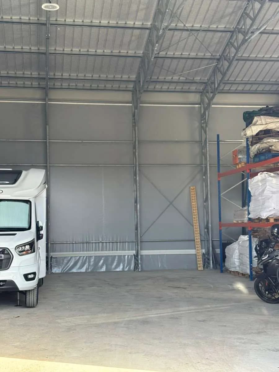 Gewerbeimmobilie mieten in Salzburg-Umgebung – 100 m², € 8 – Bild 2 von 3