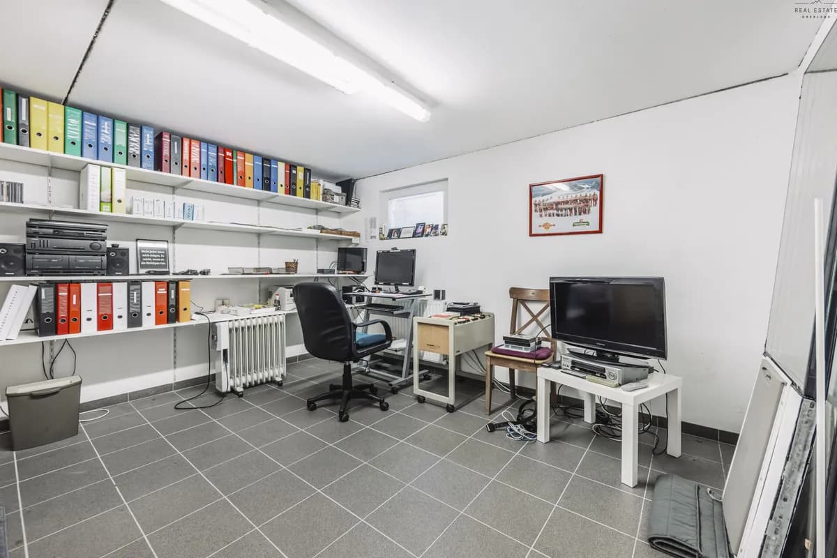5-Zimmer-Gewerbeimmobilie kaufen in Landeck – 142,44 m² – Bild 32 von 39