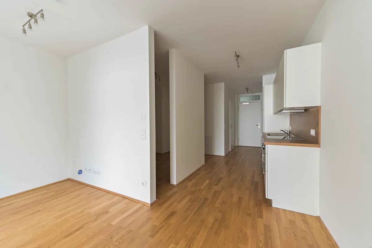 1-Zimmer-Wohnung mieten in Klagenfurt – 34 m², € 738 – Bild 2 von 5