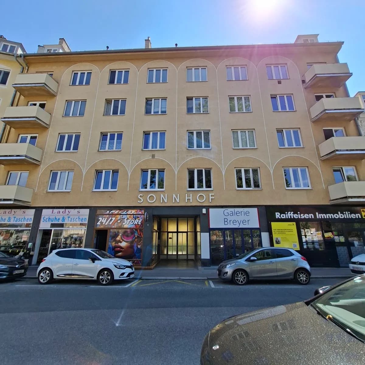 2-Zimmer-Wohnung mieten in Baden – 47 m², € 618 – Bild 1 von 15