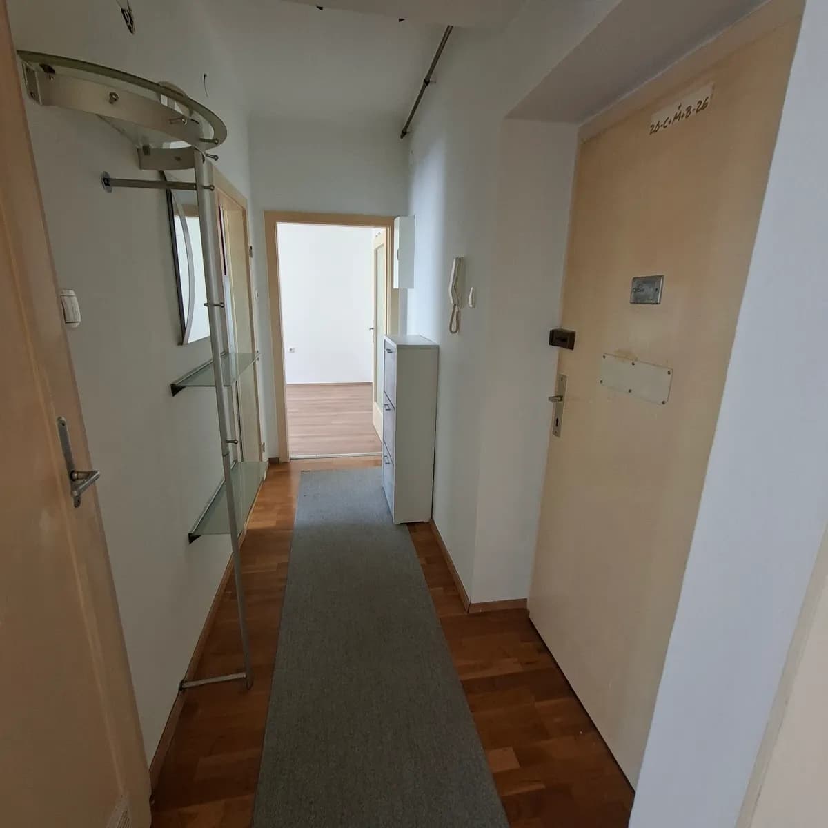 2-Zimmer-Wohnung mieten in Baden – 47 m², € 618 – Bild 6 von 15