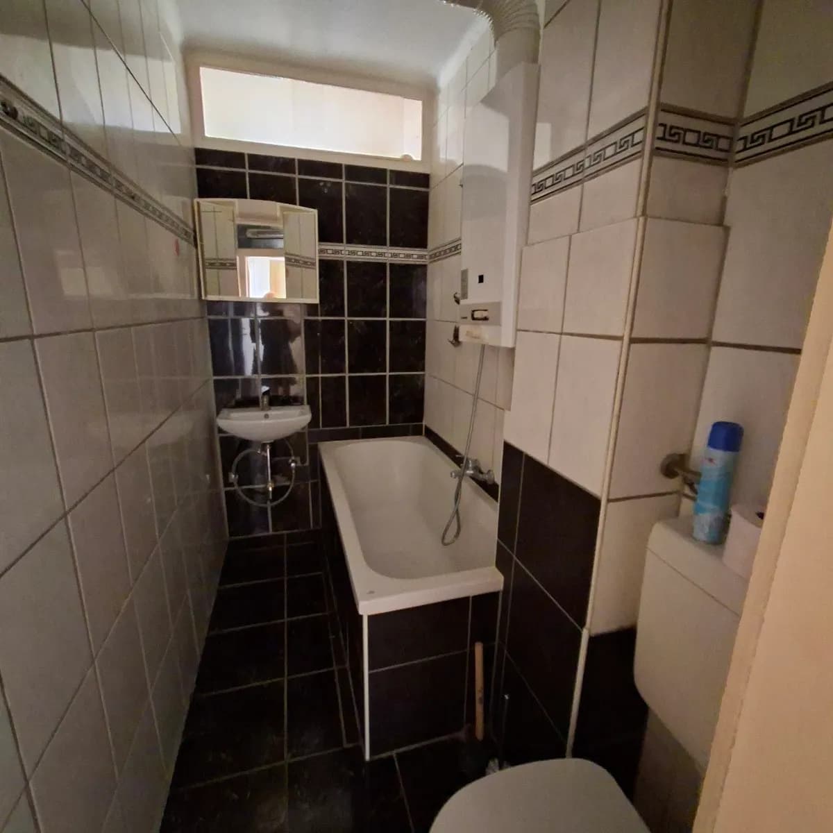 2-Zimmer-Wohnung mieten in Baden – 47 m², € 618 – Bild 14 von 15