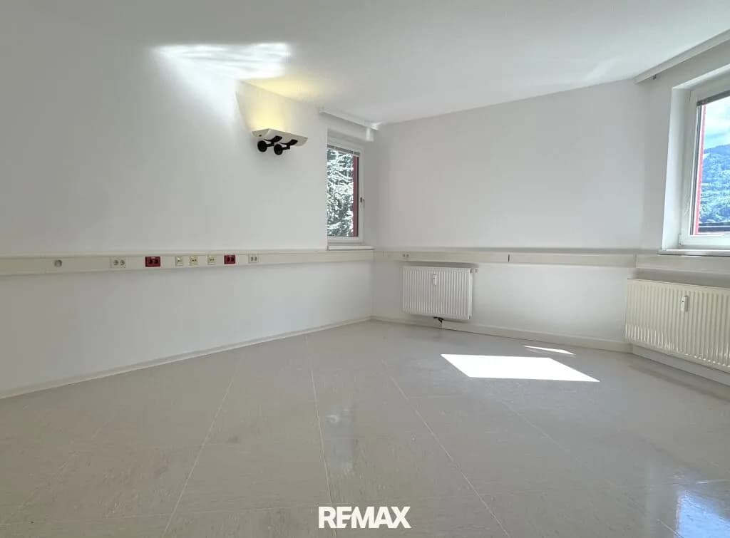 2-Zimmer-Gewerbeimmobilie mieten in Wolfsberg – 47 m², € 614 – Bild 4 von 8