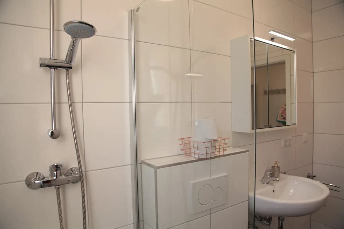 1-Zimmer-Wohnung mieten in Innsbruck – 31 m², € 870 – Bild 7 von 8