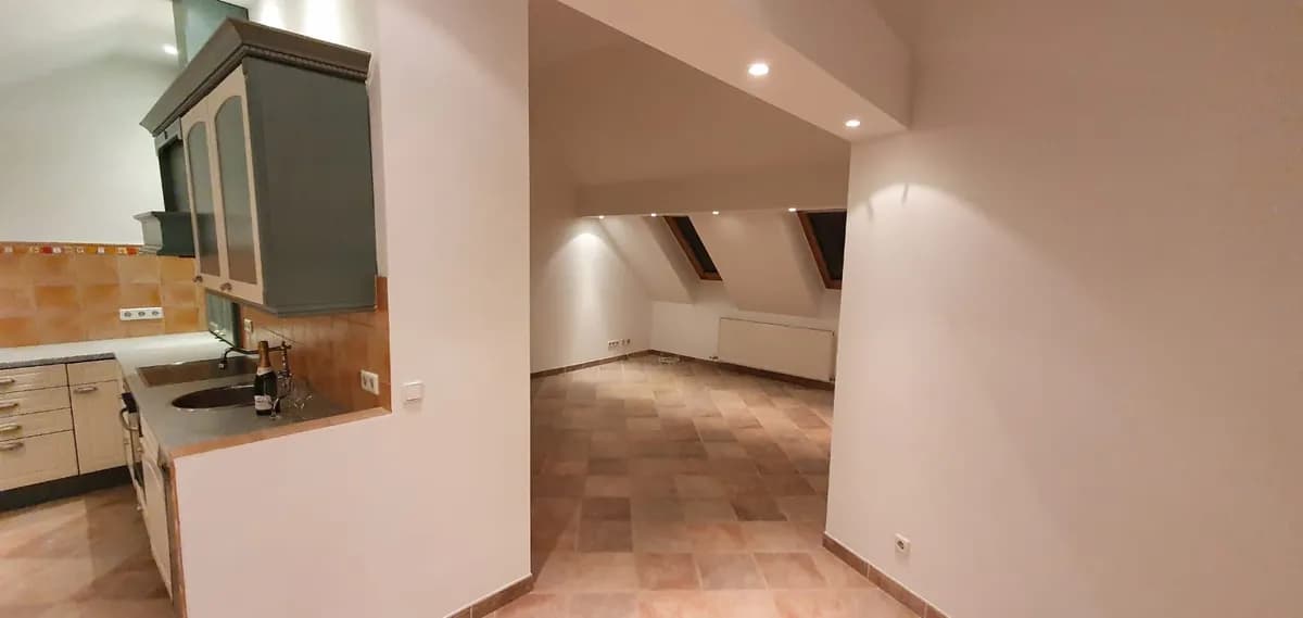 4-Zimmer-Wohnung mieten in Wien – 100 m², € 1.600 – Bild 11 von 13
