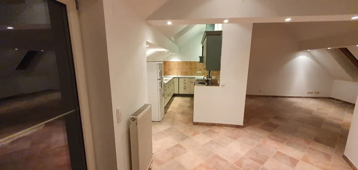 4-Zimmer-Wohnung mieten in Wien – 100 m², € 1.600 – Bild 12 von 13