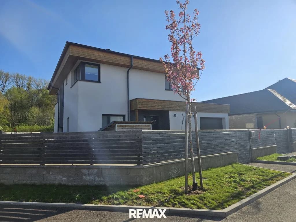 7-Zimmer-Haus kaufen in Mistelbach – 175 m², € 595.000