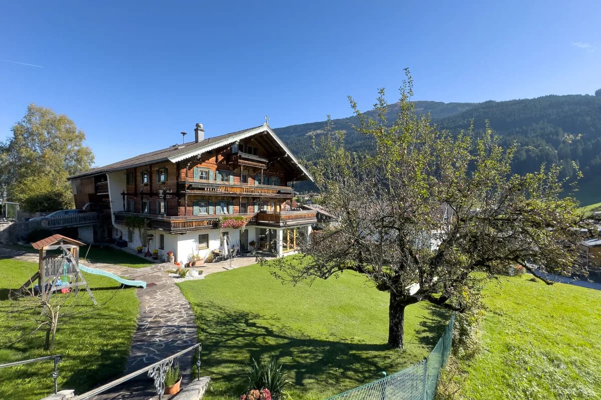 3-Zimmer-Wohnung mieten in Kitzbühel – 100 m², € 1.990 – Bild 1 von 10