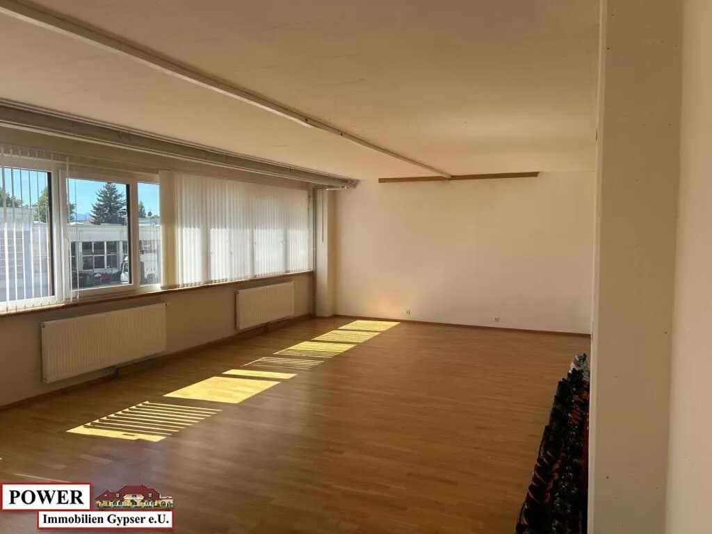 Gewerbeimmobilie mieten in Braunau am Inn – 283 m², € 2.260