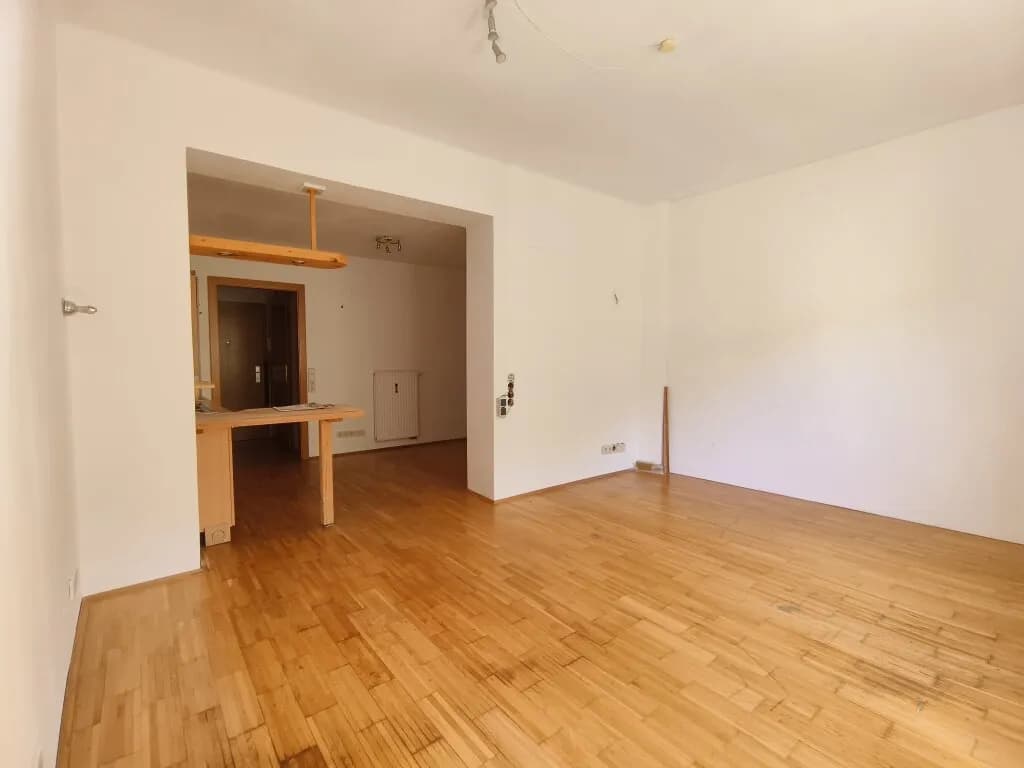 Wohnung mieten in Bruck-Mürzzuschlag – 38 m², € 354 – Bild 3 von 4