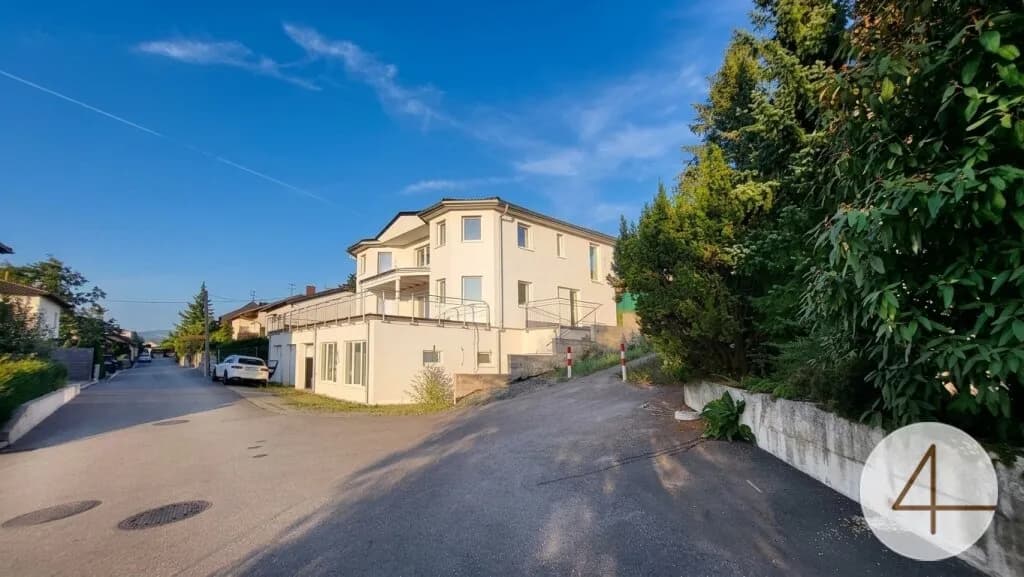 Haus mieten in Eferding – 180 m², € 4.033 – Bild 2 von 17