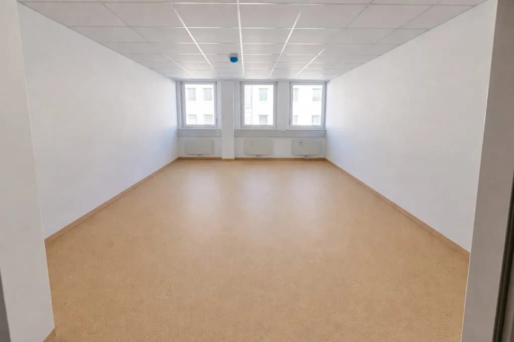 Gewerbeimmobilie mieten in Sankt Pölten – 250 m², € 3.000 – Bild 7 von 16
