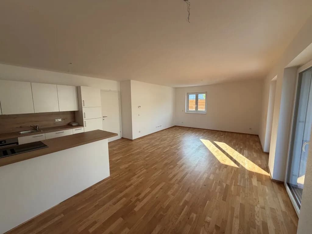 3-Zimmer-Wohnung mieten in Eferding – 82,54 m², € 1.088