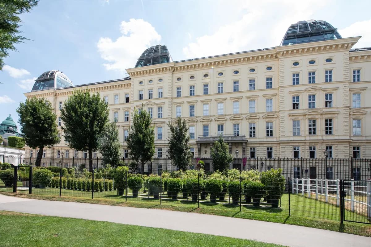 5-Zimmer-Wohnung mieten in Wien – 247,9 m², € 12.721 – Bild 9 von 10