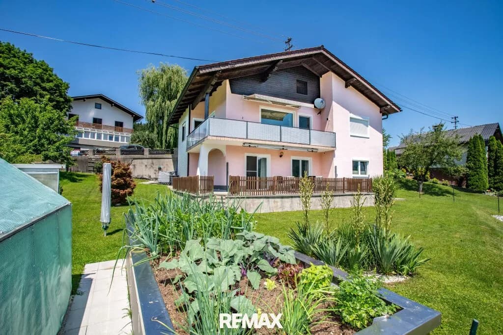 6-Zimmer-Haus kaufen in Vöcklabruck – 154 m², € 520.000 – Bild 2 von 37