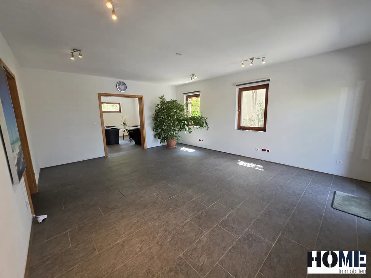 10-Zimmer-Gewerbeimmobilie kaufen in Bruck an der Leitha – 344 m², € 759.900