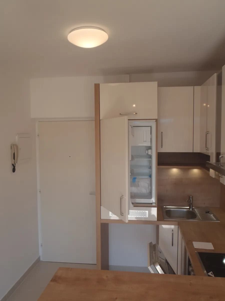 1-Zimmer-Wohnung mieten in Innsbruck – 23 m², € 770 – Bild 2 von 13
