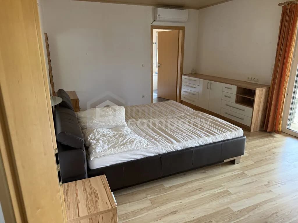 4-Zimmer-Haus kaufen in Neunkirchen – 170,42 m², € 585.000 – Bild 13 von 20