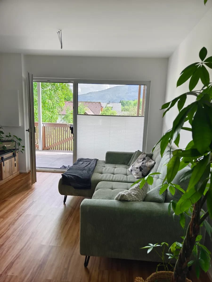 2-Zimmer-Wohnung mieten in Gmunden – 49 m², € 974 – Bild 3 von 12
