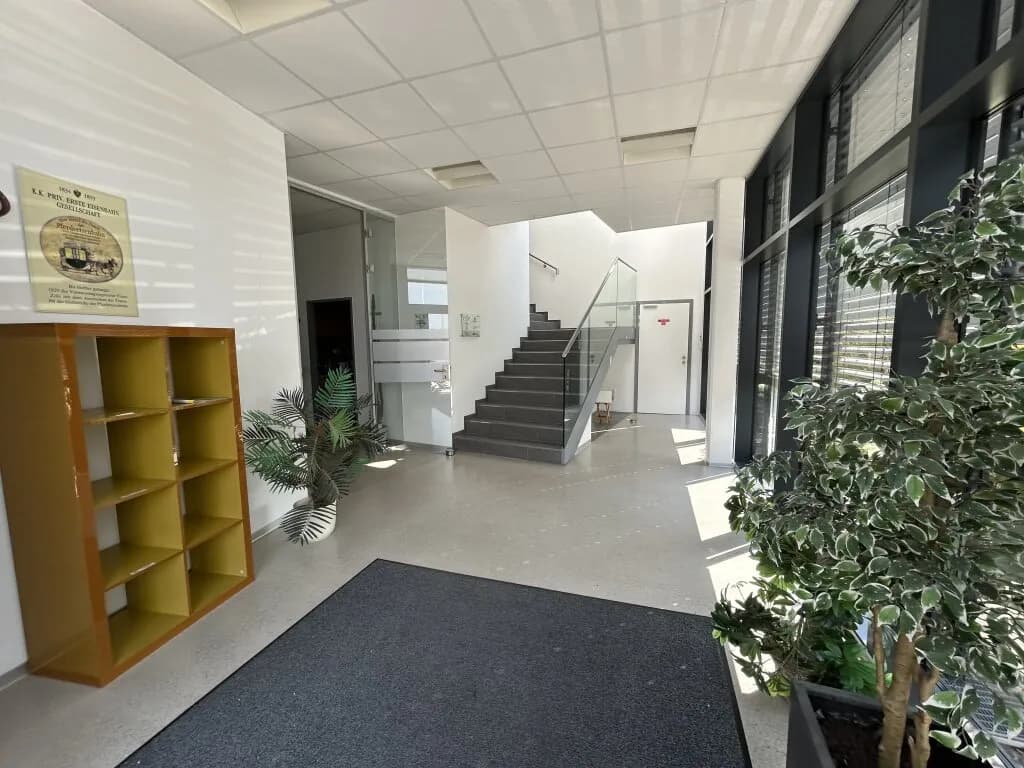 Gewerbeimmobilie mieten in Wels – 39 m², € 558 – Bild 6 von 12
