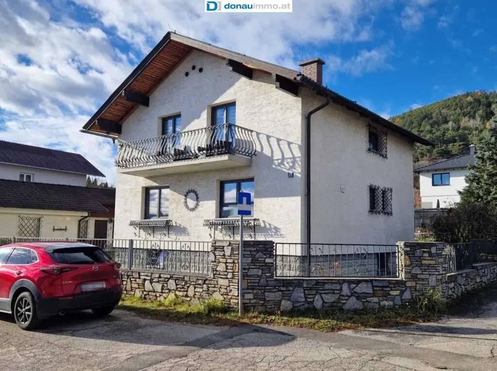 Haus kaufen in Neunkirchen – 142 m², € 398.000