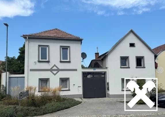 12-Zimmer-Gewerbeimmobilie kaufen in Neunkirchen – 415 m², € 489.000 – Bild 1 von 26