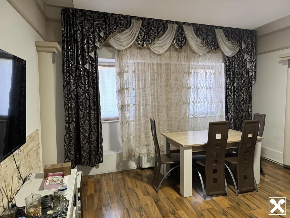 12-Zimmer-Gewerbeimmobilie kaufen in Neunkirchen – 415 m², € 489.000 – Bild 9 von 26