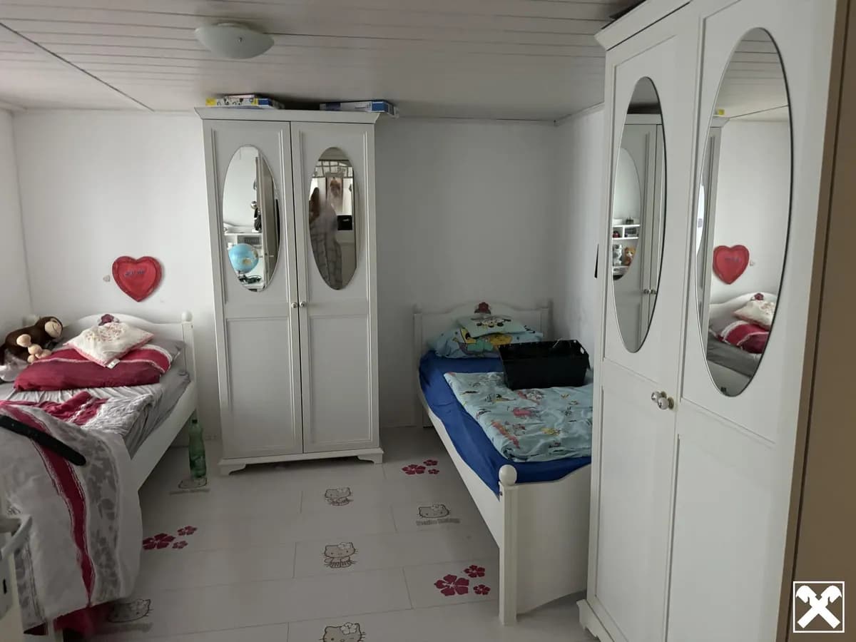 12-Zimmer-Gewerbeimmobilie kaufen in Neunkirchen – 415 m², € 489.000 – Bild 14 von 26