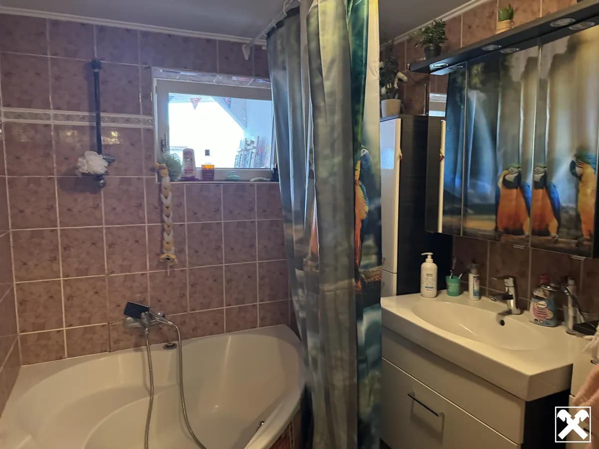 12-Zimmer-Gewerbeimmobilie kaufen in Neunkirchen – 415 m², € 489.000 – Bild 18 von 26