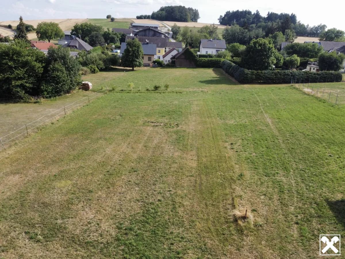 Grundstück kaufen in Krems Land – 1 295 m², € 49.000