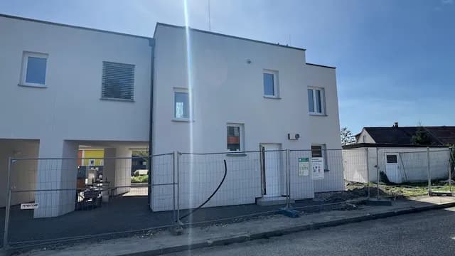 4-Zimmer-Haus mieten in Korneuburg – 79 m², € 1.590 – Bild 2 von 14