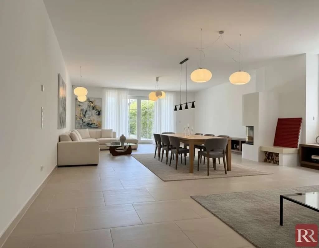 5-Zimmer-Wohnung kaufen in Tulln – 215 m², € 870.000