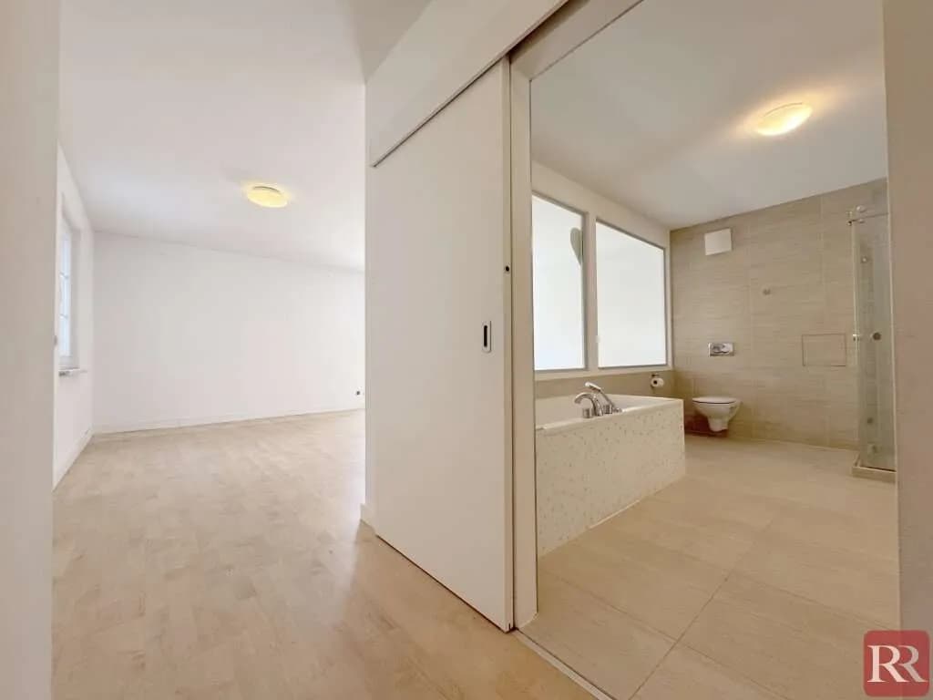 5-Zimmer-Wohnung kaufen in Tulln – 215 m², € 870.000 – Bild 8 von 15