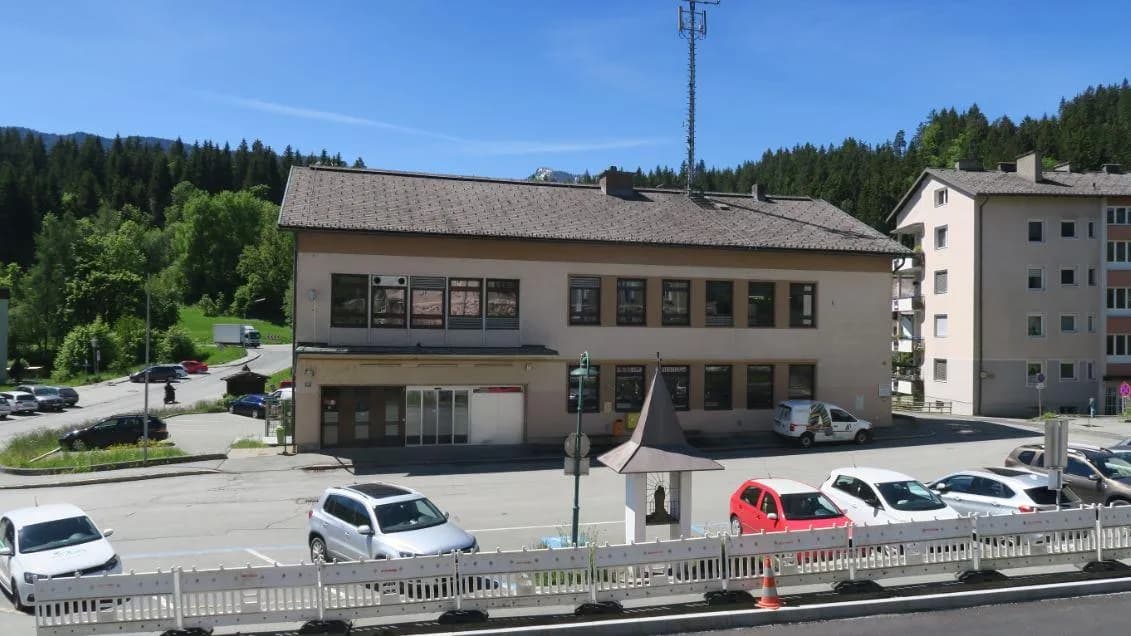 Gewerbeimmobilie kaufen in Hermagor – 1 269 m², € 698.000 – Bild 2 von 7