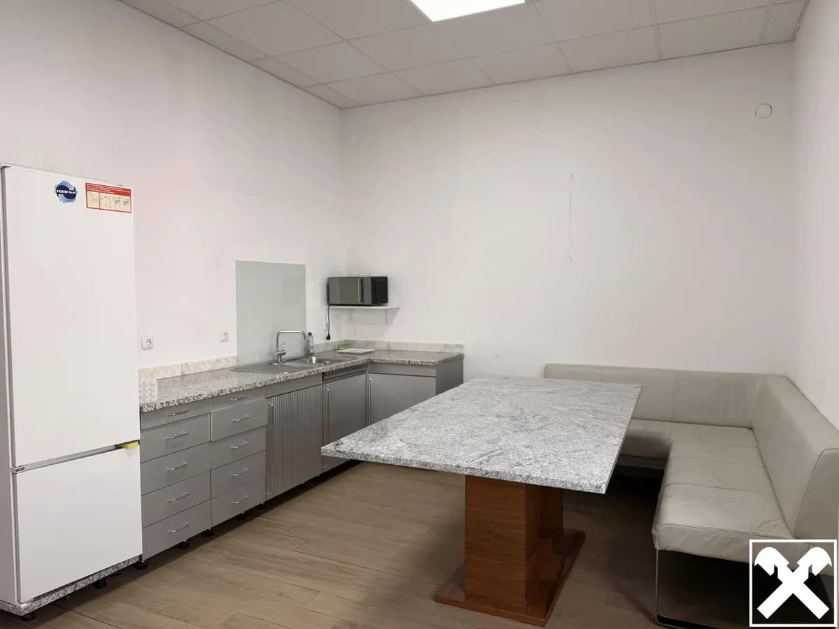 Immobilie mieten in Urfahr-Umgebung – 225 m², € 1.758 – Bild 10 von 18