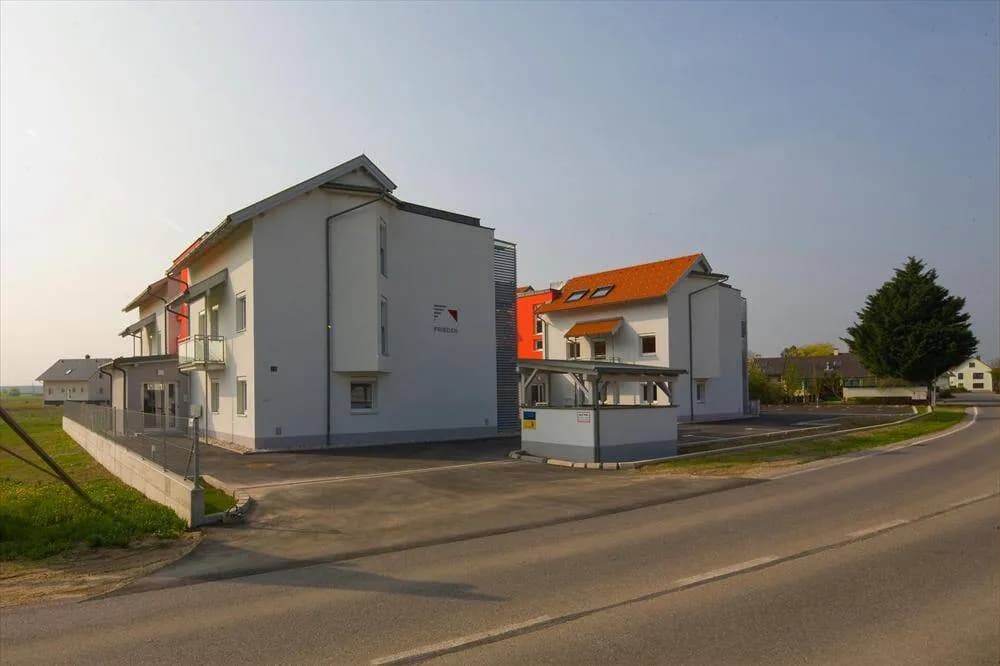 3-Zimmer-Wohnung mieten in Neunkirchen – 70 m², € 685 – Bild 6 von 6