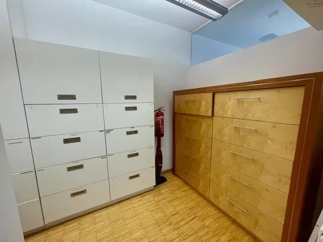 8-Zimmer-Gewerbeimmobilie mieten in Imst – 130 m², € 1.911 – Bild 17 von 17