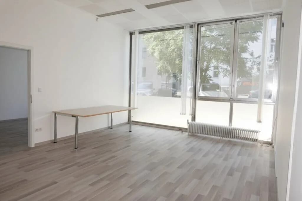 2-Zimmer-Gewerbeimmobilie mieten in Wien – 44 m², € 616 – Bild 2 von 11