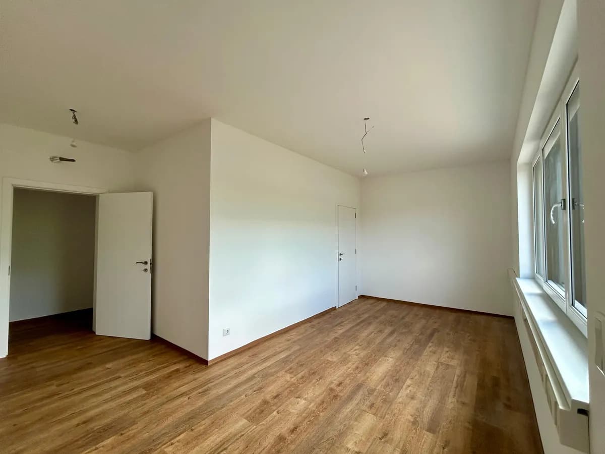 4-Zimmer-Gewerbeimmobilie mieten in Baden – 105 m², € 1.736 – Bild 4 von 15