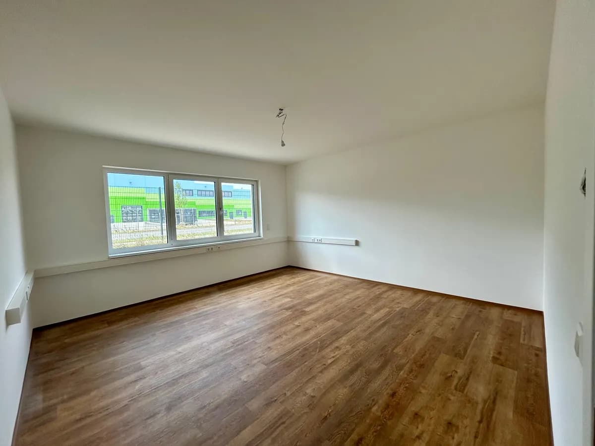 4-Zimmer-Gewerbeimmobilie mieten in Baden – 105 m², € 1.736 – Bild 7 von 15