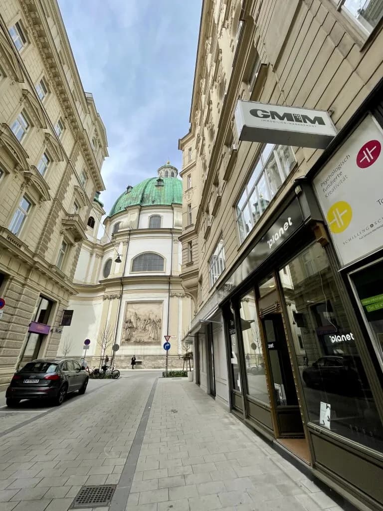 Gewerbeimmobilie mieten in Wien – 42 m², € 5.270 – Bild 2 von 3