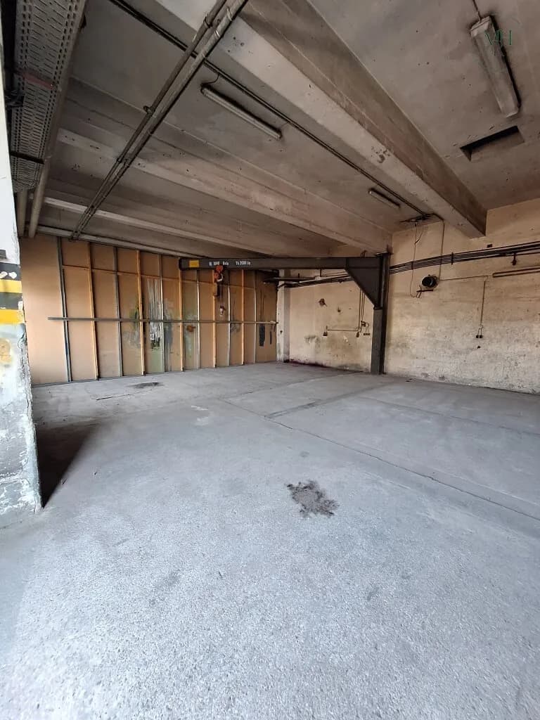 Gewerbeimmobilie mieten in Neunkirchen – 130 m², € 550