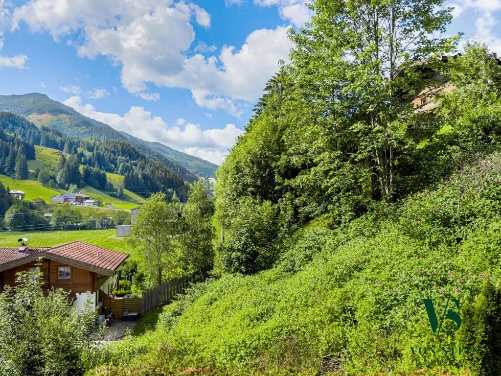 Grundstück kaufen in Kitzbühel – 705 m², € 990.000 – Bild 2 von 9